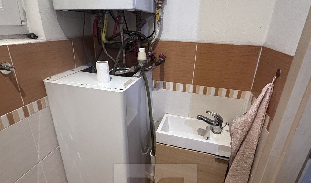 Pronájem bytu 3+1 103 m², Karlovy Vary – náhled fotky 4