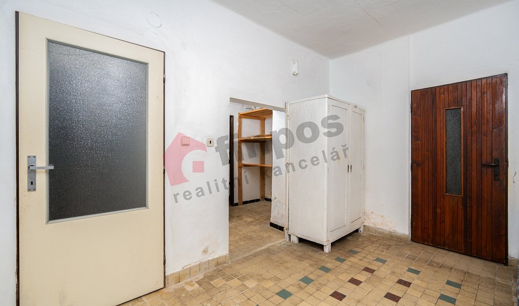 Prodej domu 250 m² s pozemkem 927 m², Kunžak – náhled fotky 27