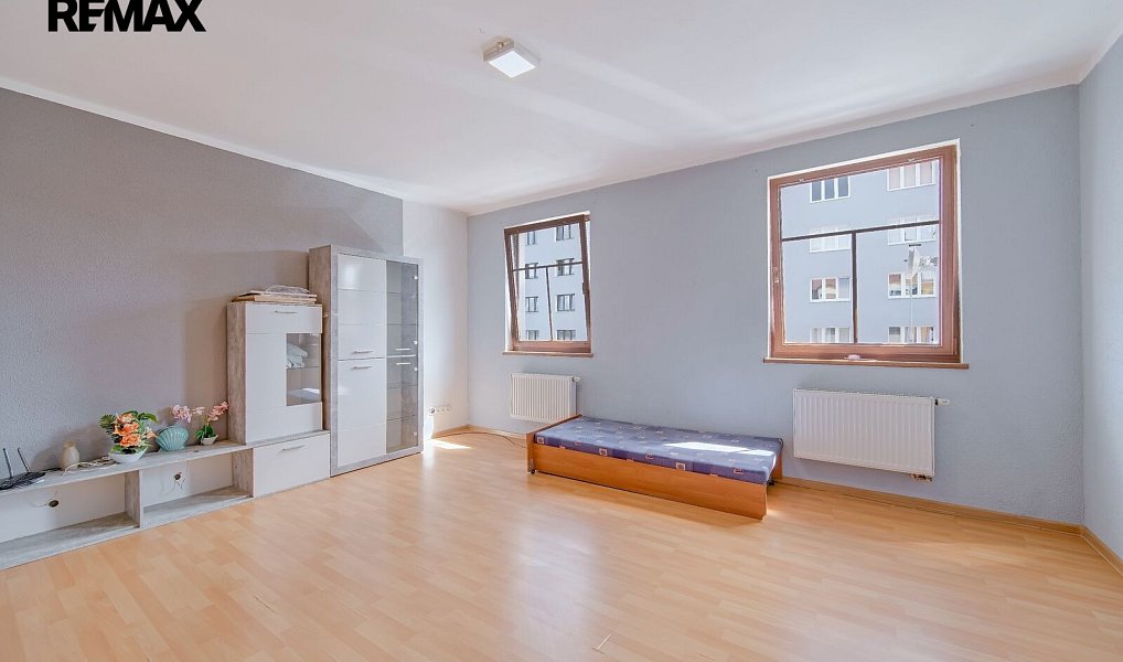 Prodej domu 332 m² s pozemkem 104 m², Aš – náhled fotky 14