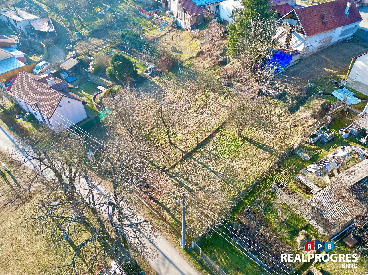 Prodej stavebního pozemku 274 m² – fotografie 3