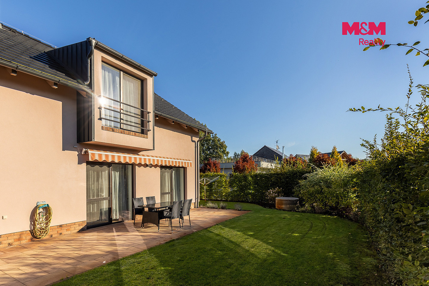 Prodej domu 122 m² s pozemkem 328 m² – fotografie 2
