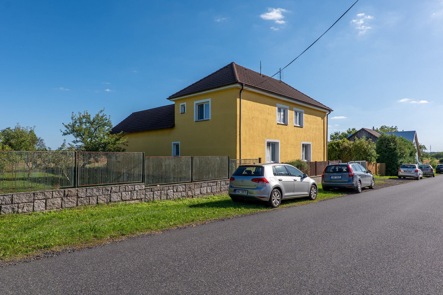 Prodej domu 180 m² s pozemkem 898 m²