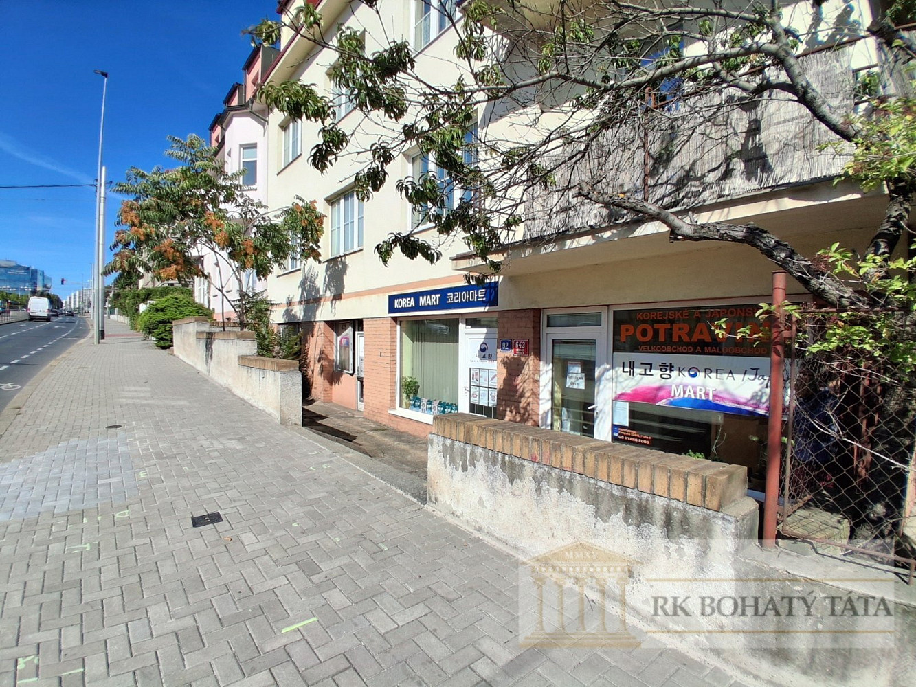 Pronájem obchodních prostor 140 m²