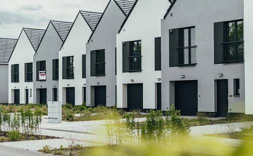 Prodej domu 166 m² s pozemkem 311 m², Za Statkem, Pečky - Velké Chvalovice, okres Kolín