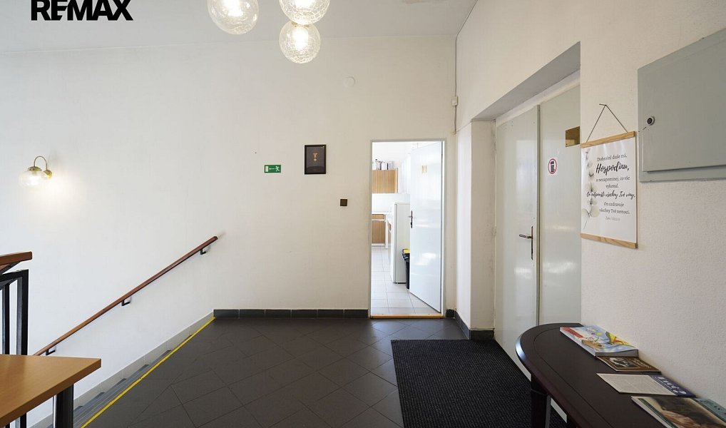 Prodej domu 540 m² s pozemkem 613 m², Lovosice – náhled fotky 11