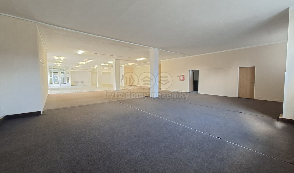Pronájem obchodních prostor 828 m², Klášterec nad Ohří – náhled fotky 6