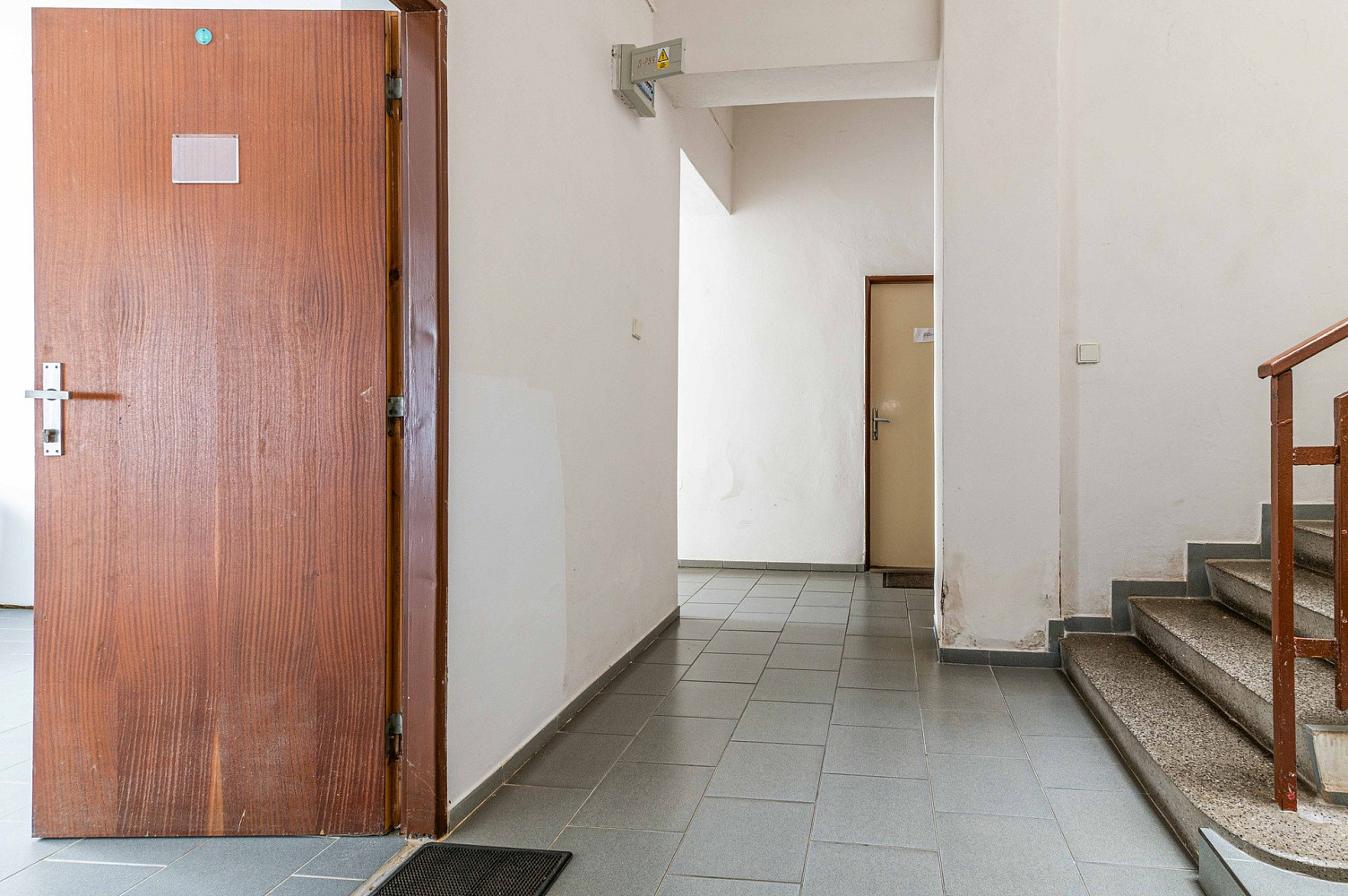Pronájem kanceláře 30 m² – fotografie 3