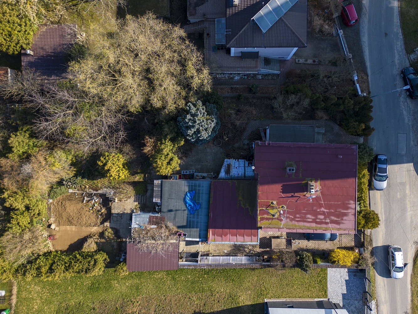 Prodej domu 305 m² s pozemkem 1 002 m² – fotografie 2