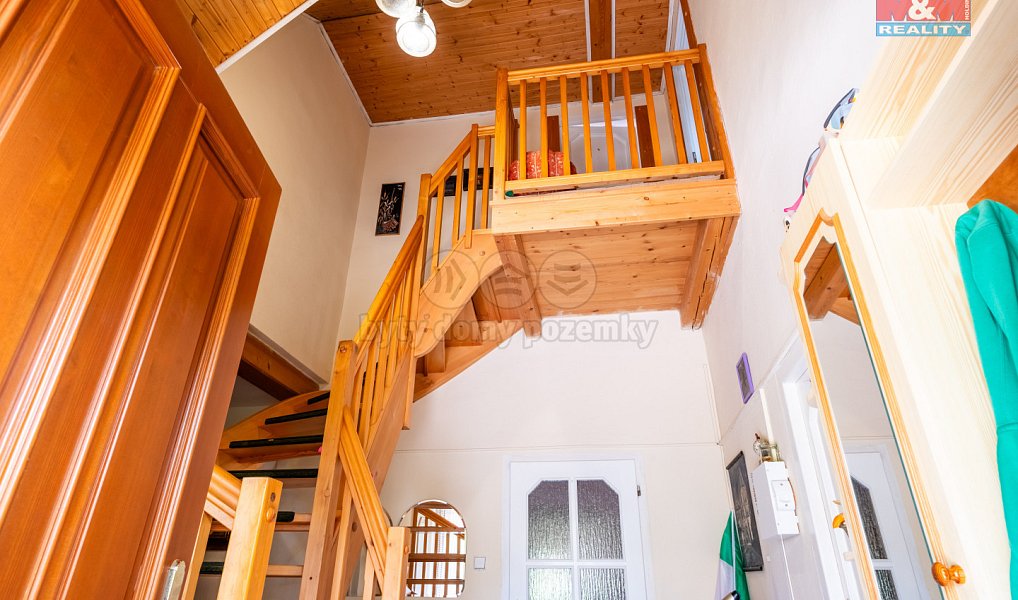 Prodej ubytovacího objektu 400 m², Český Krumlov – náhled fotky 13