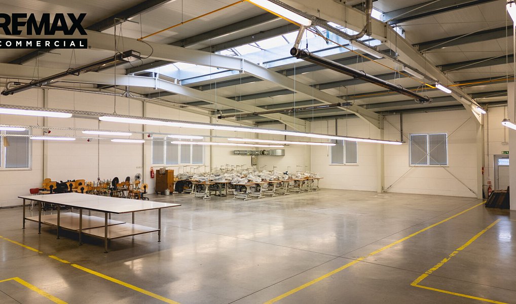 Prodej skladovacích prostor 930 m², Kadaň – náhled fotky 8