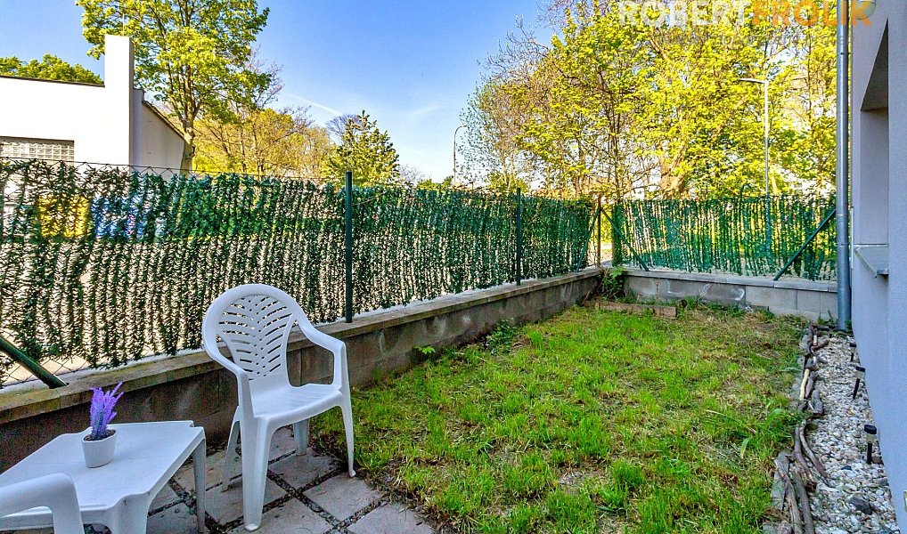 Pronájem bytu 1+kk 30 m², Svémyslice – náhled fotky 8