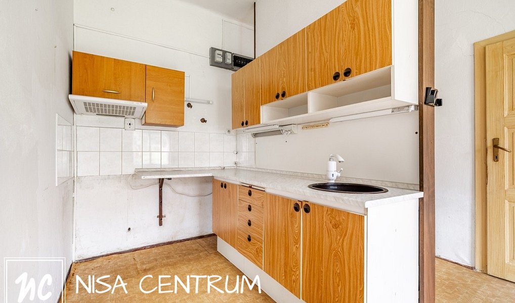 Prodej domu 220 m² s pozemkem 633 m², Benešov u Semil – náhled fotky 14