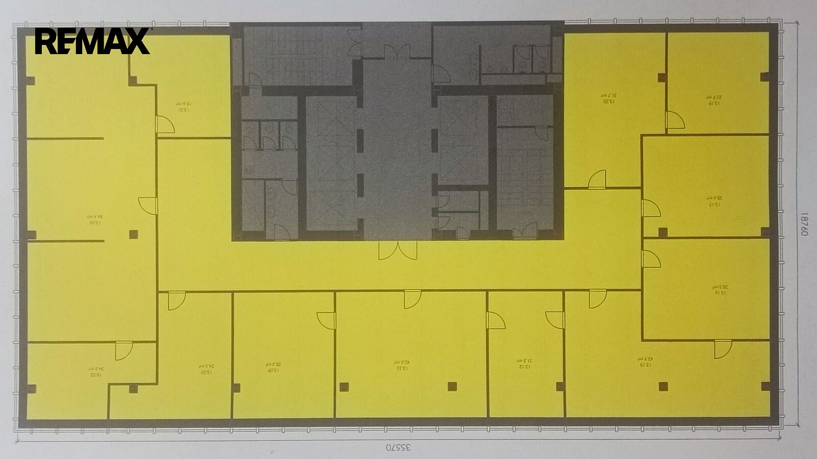 Pronájem kanceláře 470 m² – fotografie 3