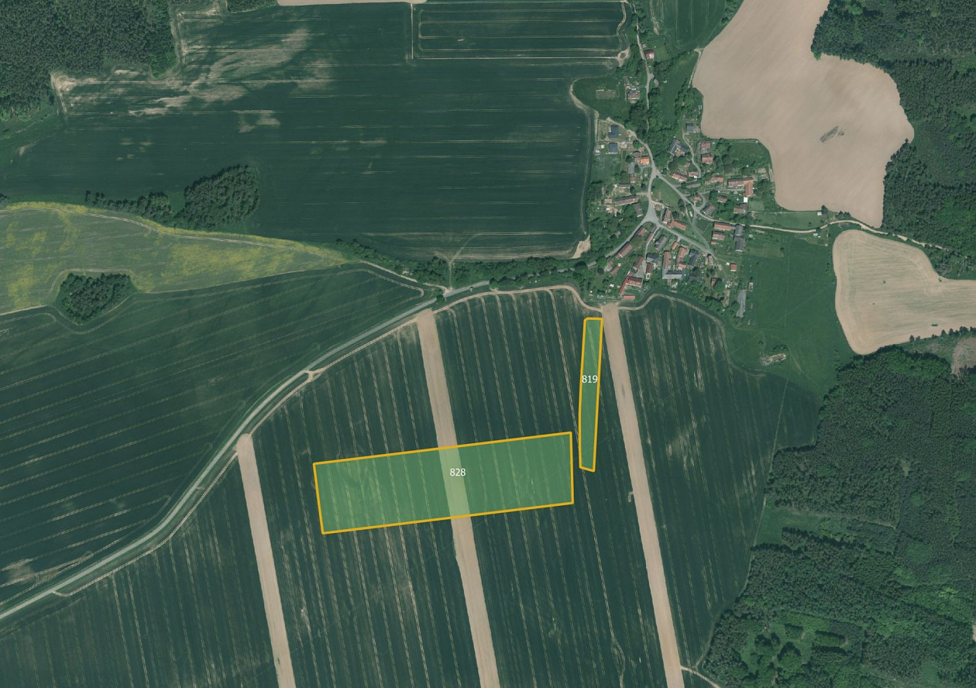 Prodej pole 16 292 m²
