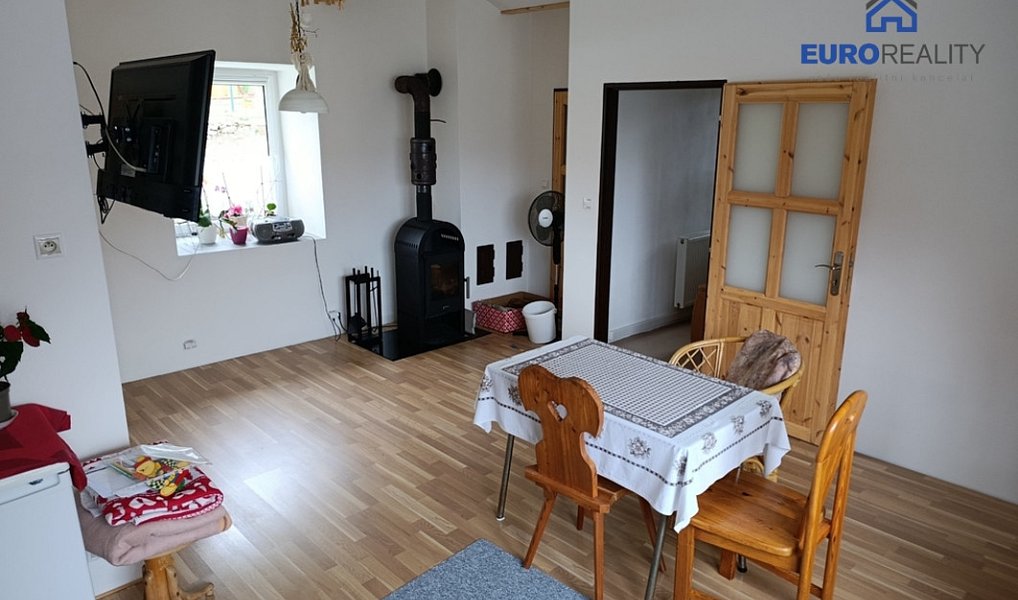 Prodej domu 360 m² s pozemkem 208 m², Teplá – náhled fotky 9