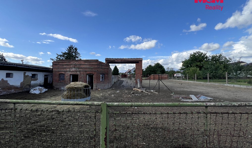 Prodej domu 256 m² s pozemkem 3 251 m², Měrovice nad Hanou – náhled fotky 8