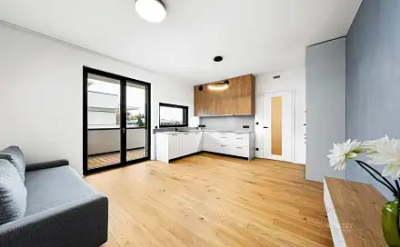 Pronájem bytu 2+kk 49 m², Pod Hrachovkou, Praha 7 - Troja