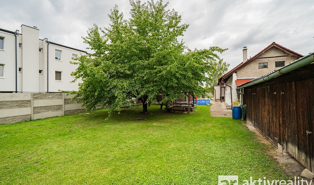 Prodej domu 257 m² s pozemkem 904 m², Liblice – náhled fotky 23