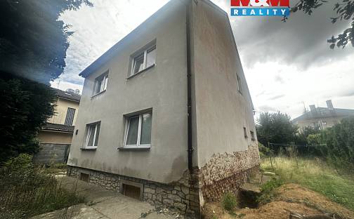 Prodej domu 180 m² s pozemkem 537 m², K osmidomkům, Praha 6 - Suchdol