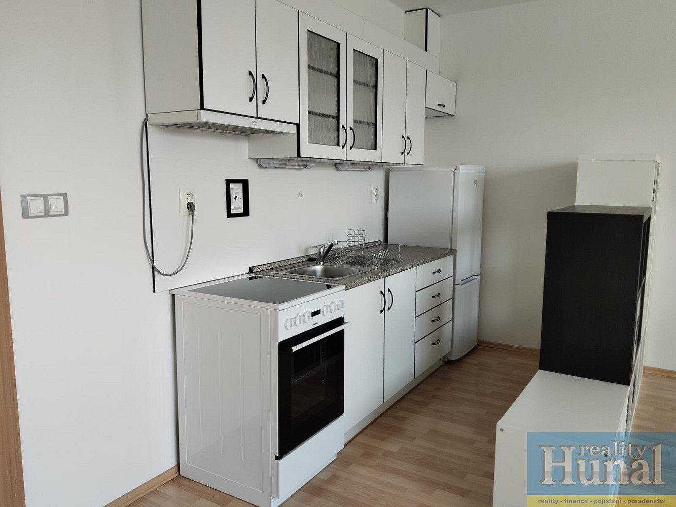 Pronájem bytu 1+kk 37 m² – fotografie 2
