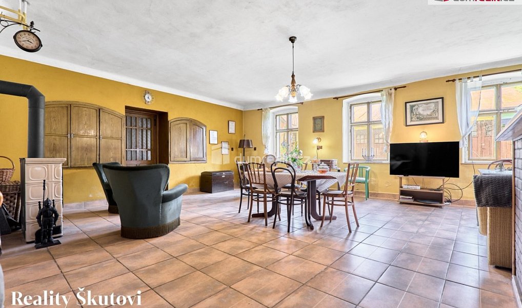 Prodej domu 293 m² s pozemkem 1 149 m², Cvikov – náhled fotky 7