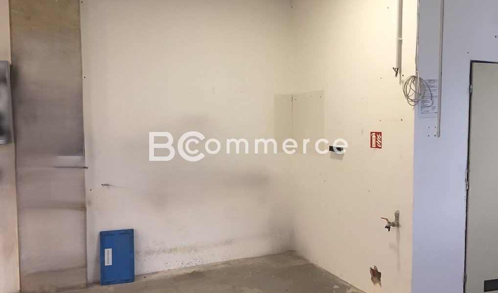 Pronájem skladovacích prostor 136 m², Brno – náhled fotky 11