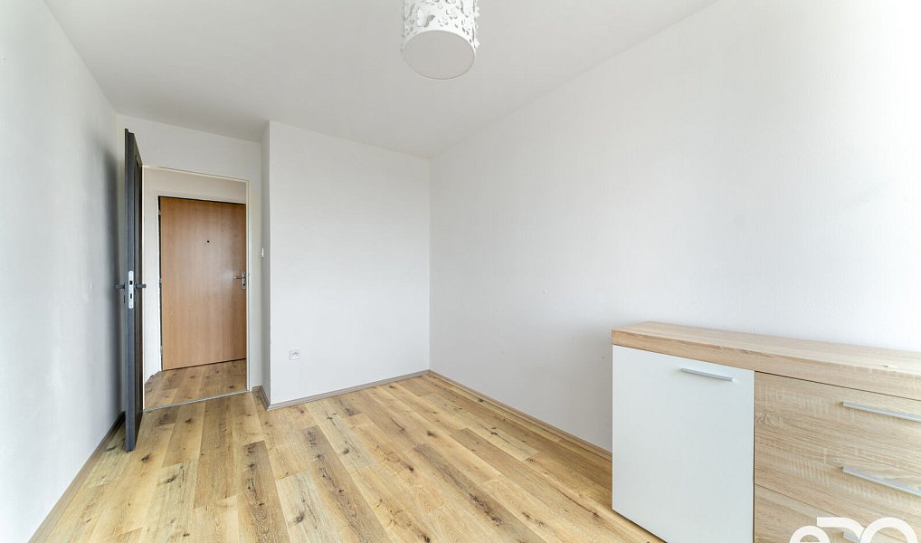 Prodej bytu 3+1 72 m², Hradec Králové – náhled fotky 7
