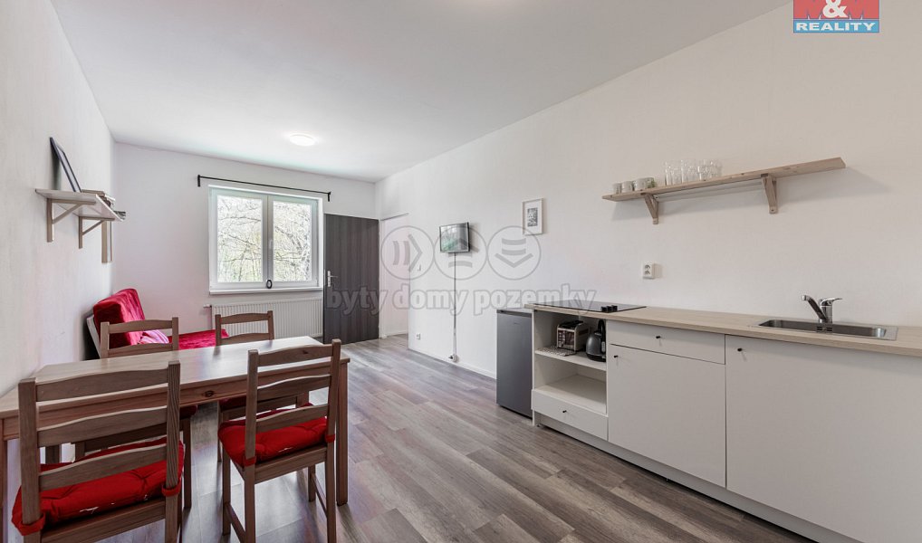 Prodej domu 293 m² s pozemkem 853 m², Vejprty – náhled fotky 11