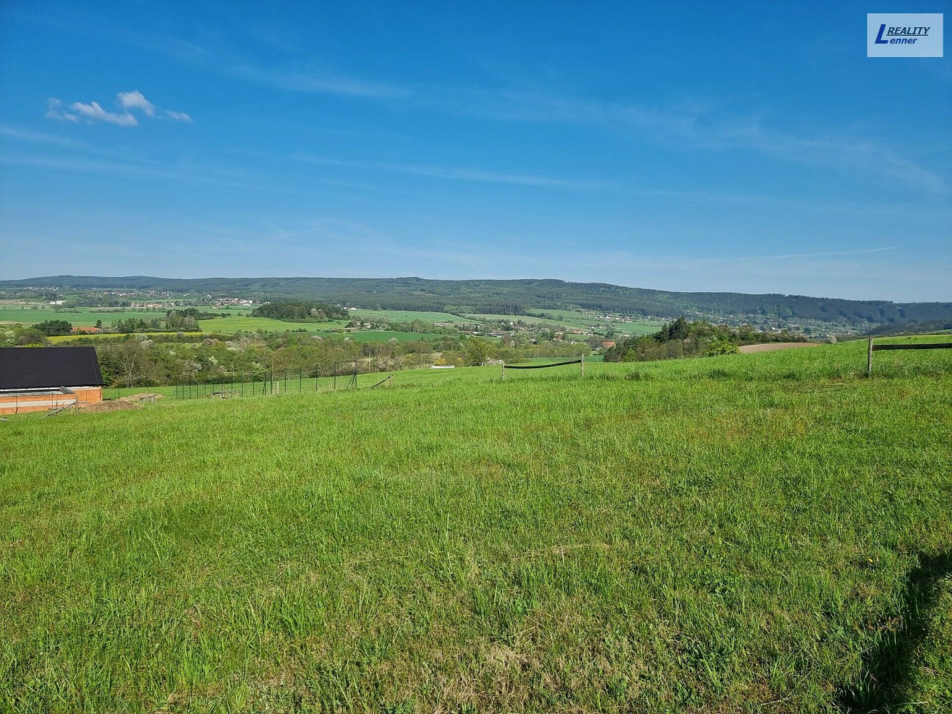 Prodej stavebního pozemku 2 183 m² – fotografie 4