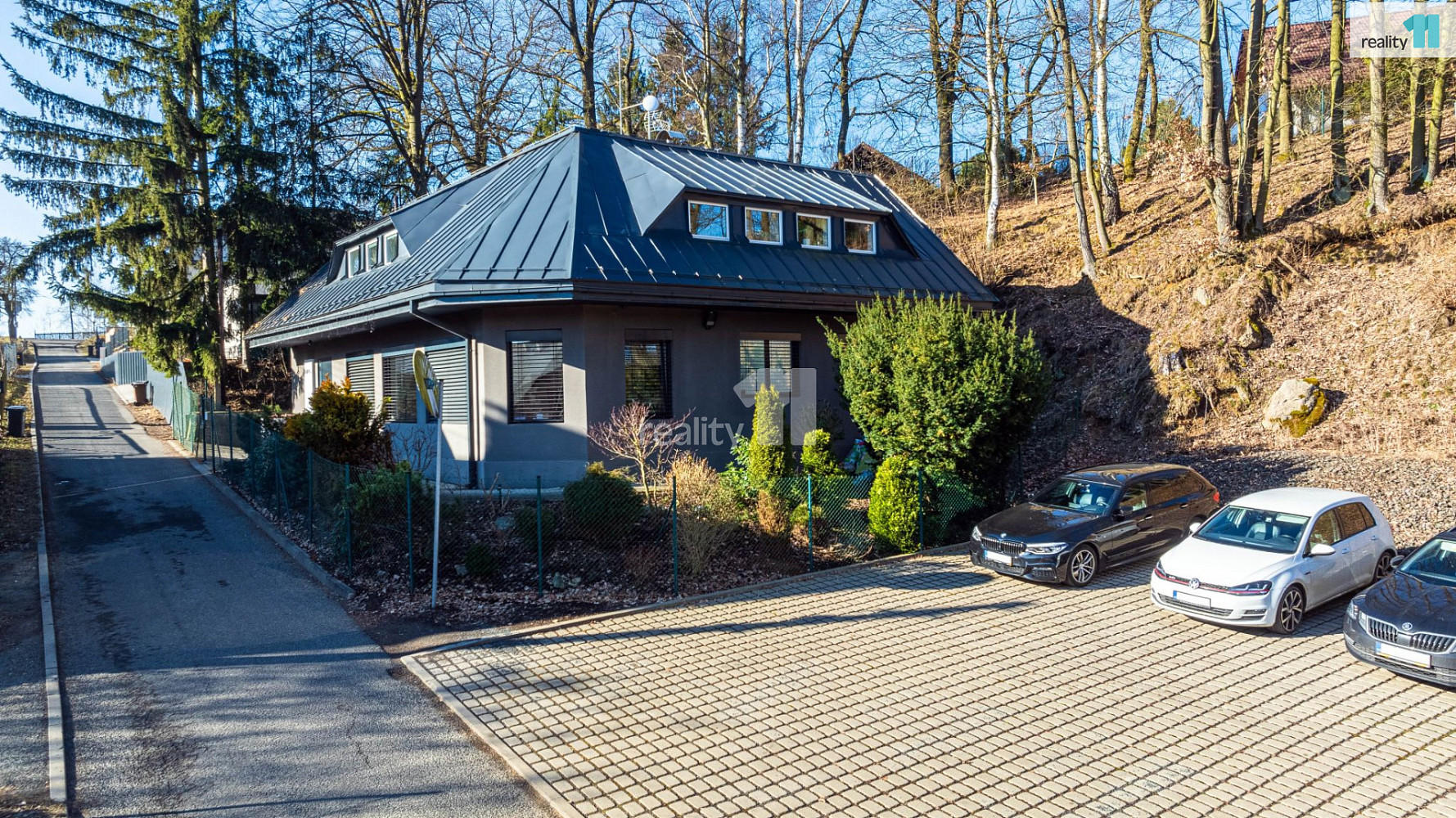 Prodej kanceláře 377 m²