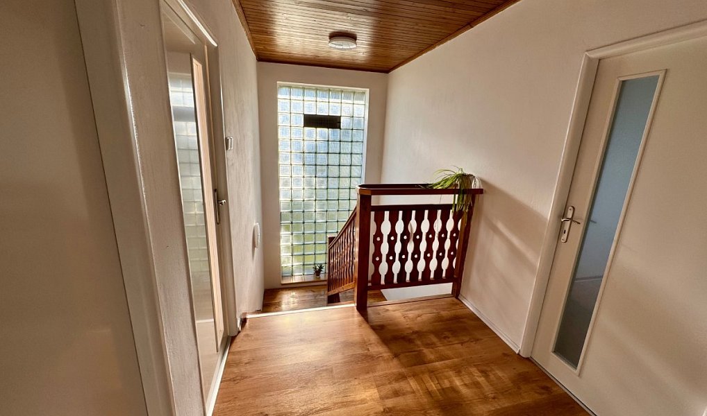 Prodej domu 214 m² s pozemkem 1 172 m², Řehenice – náhled fotky 21