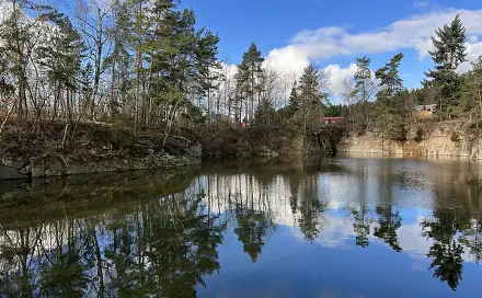 Prodej stavebního pozemku 6 731 m², Mukařov - Žernovka, okres Praha-východ