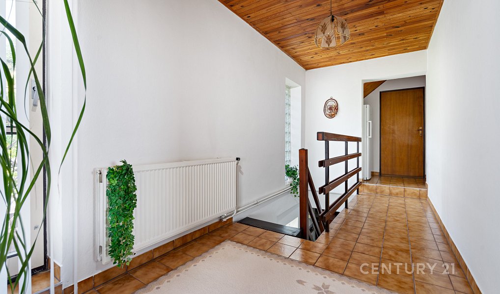 Prodej domu 193 m² s pozemkem 772 m², Plzeň – náhled fotky 6