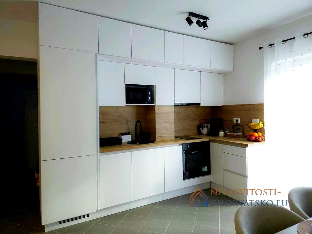 Prodej domu 132 m² s pozemkem 350 m² - Ansicht 5