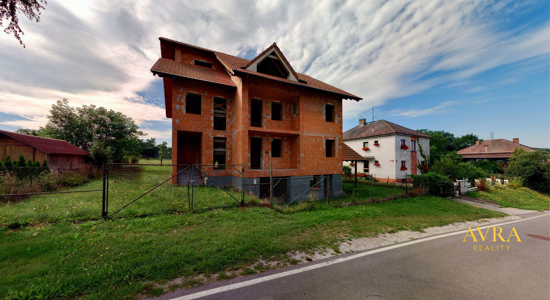 Prodej domu 390 m² s pozemkem 968 m²