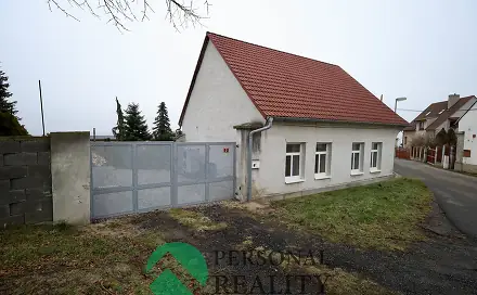 Prodej domu 350 m² s pozemkem 930 m², Líský, okres Kladno
