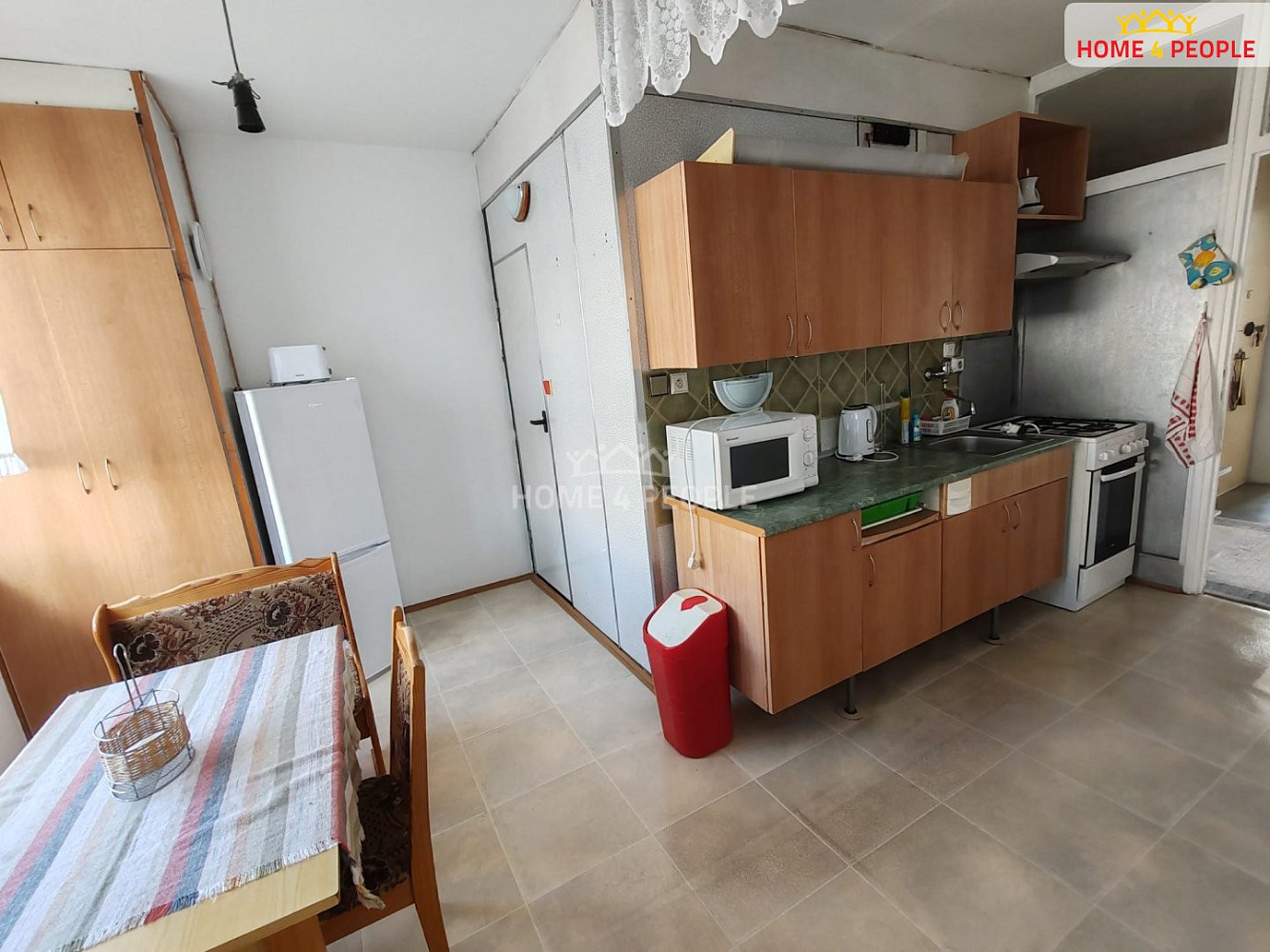 Pronájem bytu 4+1 84 m² – fotografie 2
