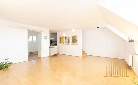 Pronájem bytu 2+kk 103 m²