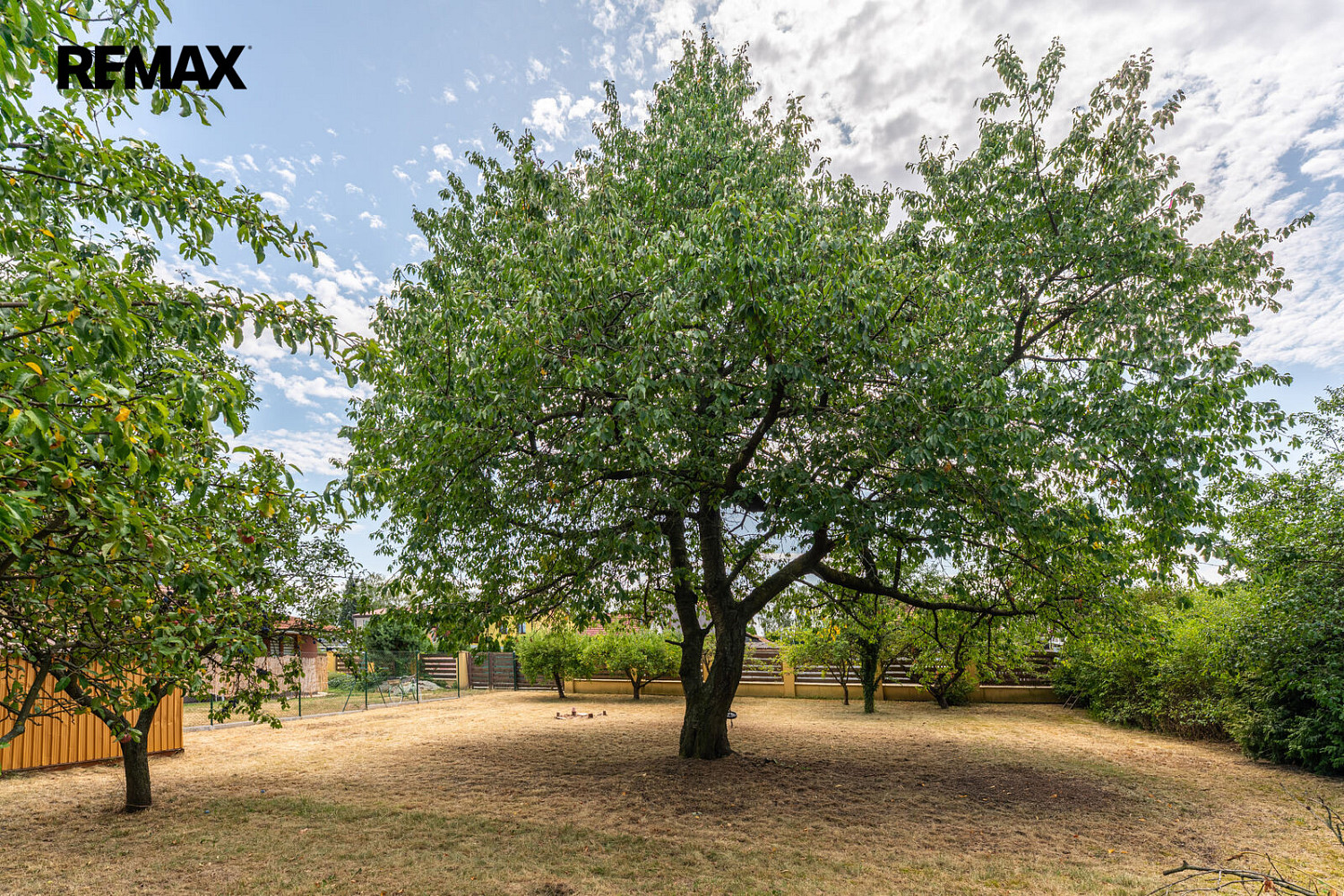 Prodej stavebního pozemku 622 m² – fotografie 2