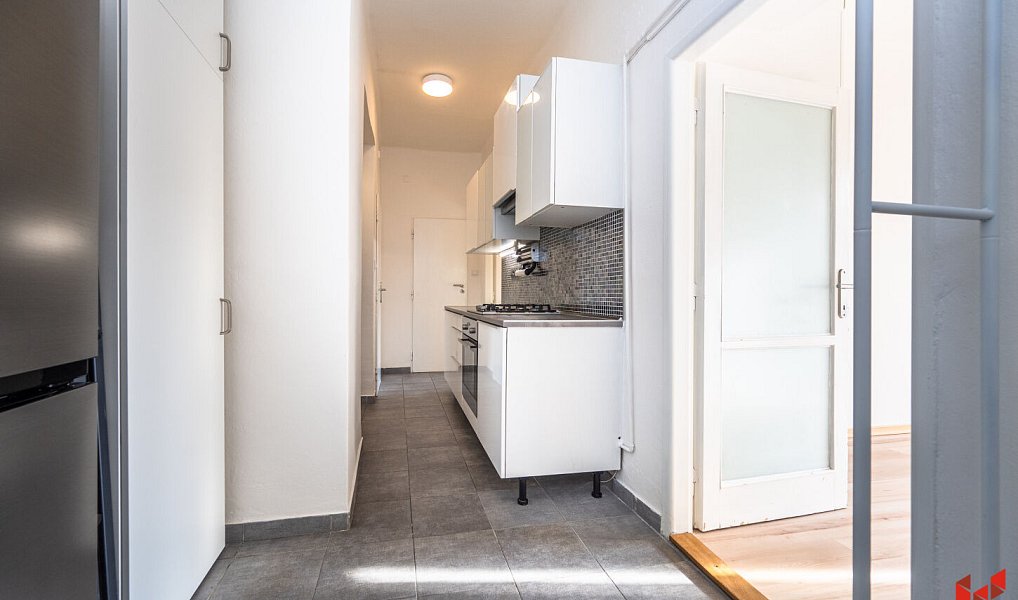 Pronájem bytu 2+kk 44 m², Praha – náhled fotky 10