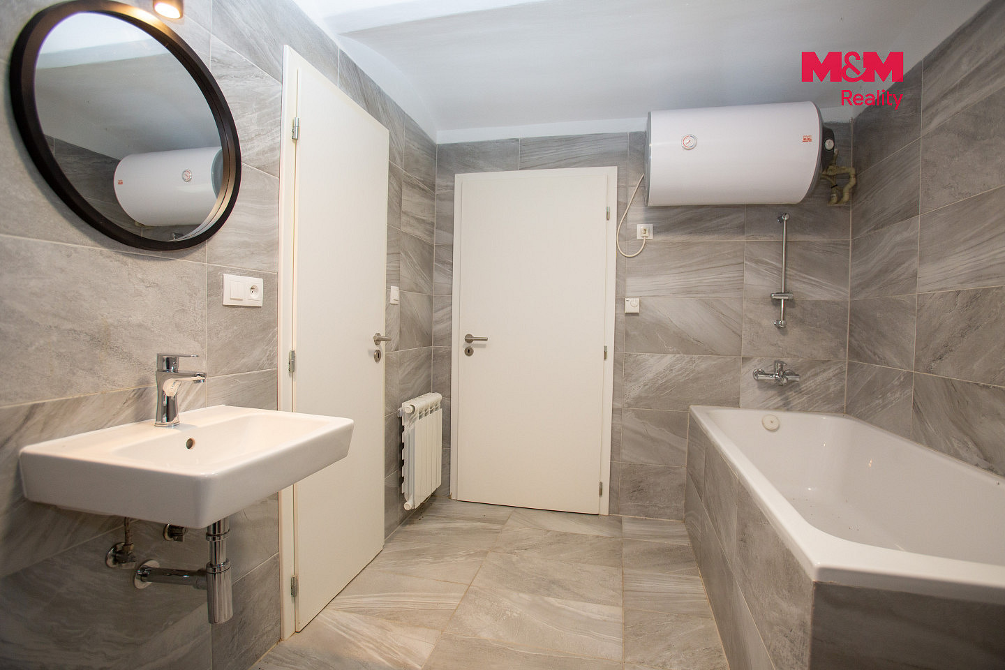 Prodej domu 190 m² s pozemkem 424 m² — photo 3