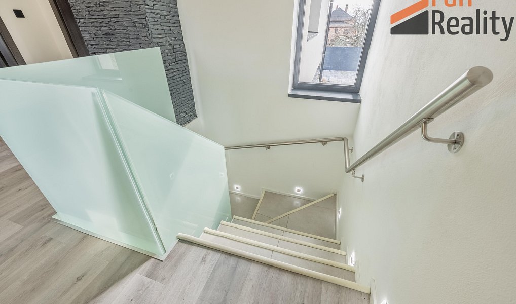 Prodej domu 210 m² s pozemkem 3 132 m², Štěchovice – náhled fotky 25