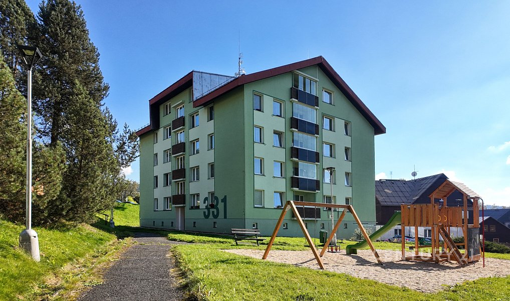 Prodej bytu 3+1 71 m², Železná Ruda – náhled fotky 3