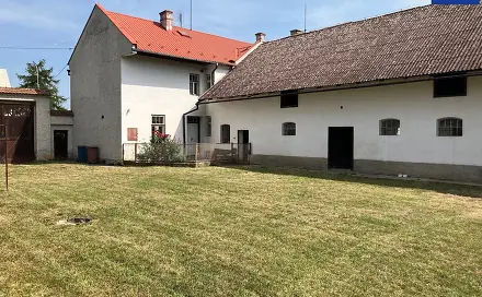 Prodej domu 220 m² s pozemkem 1 910 m², Uničov - Horní Sukolom, okres Olomouc