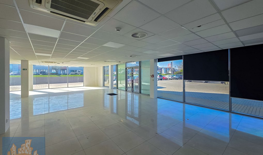 Pronájem obchodních prostor 278 m², Čestlice – náhled fotky 6