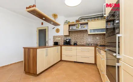 Prodej bytu 5+kk 133 m², Bezdíčkova, Pardubice - Bílé Předměstí