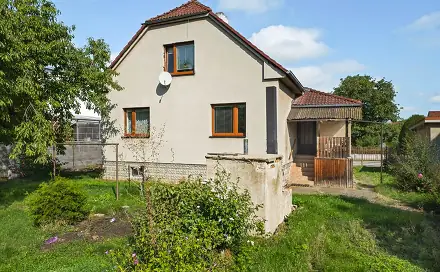 Prodej domu 196 m² s pozemkem 839 m², Českobrodská, Praha 9 - Běchovice