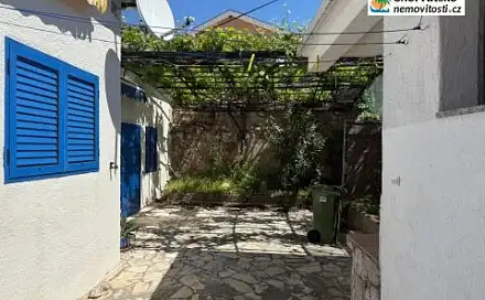 Prodej domu 80 m² s pozemkem 138 m², Karlobag, Chorvatsko