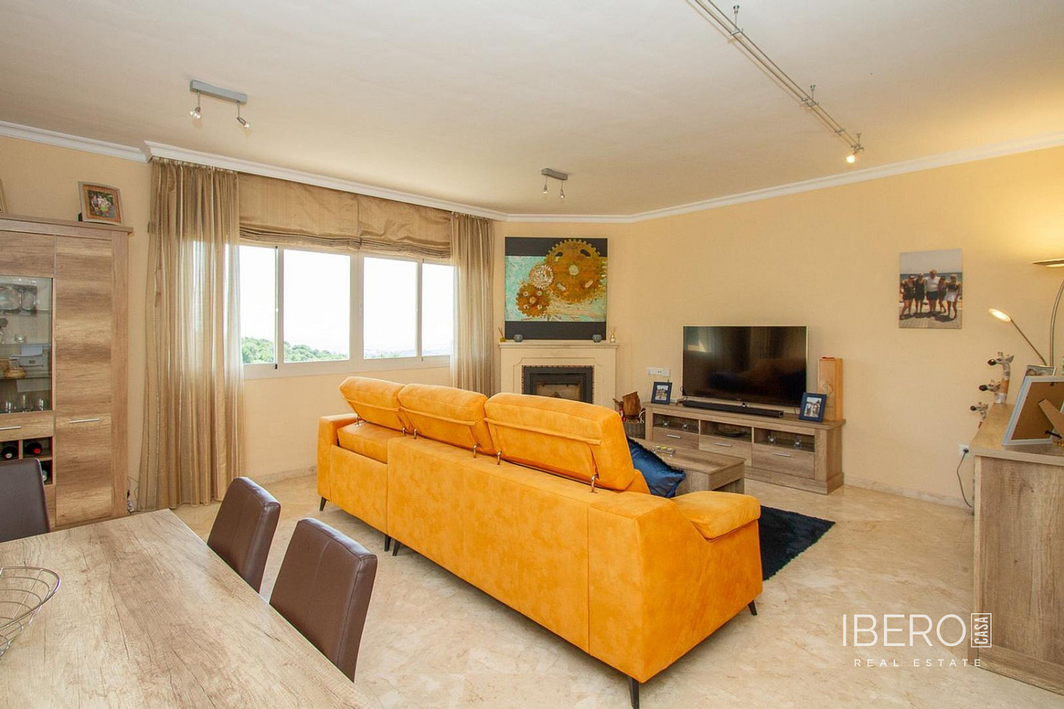 Prodej bytu 4+kk 160 m² – pohled 3