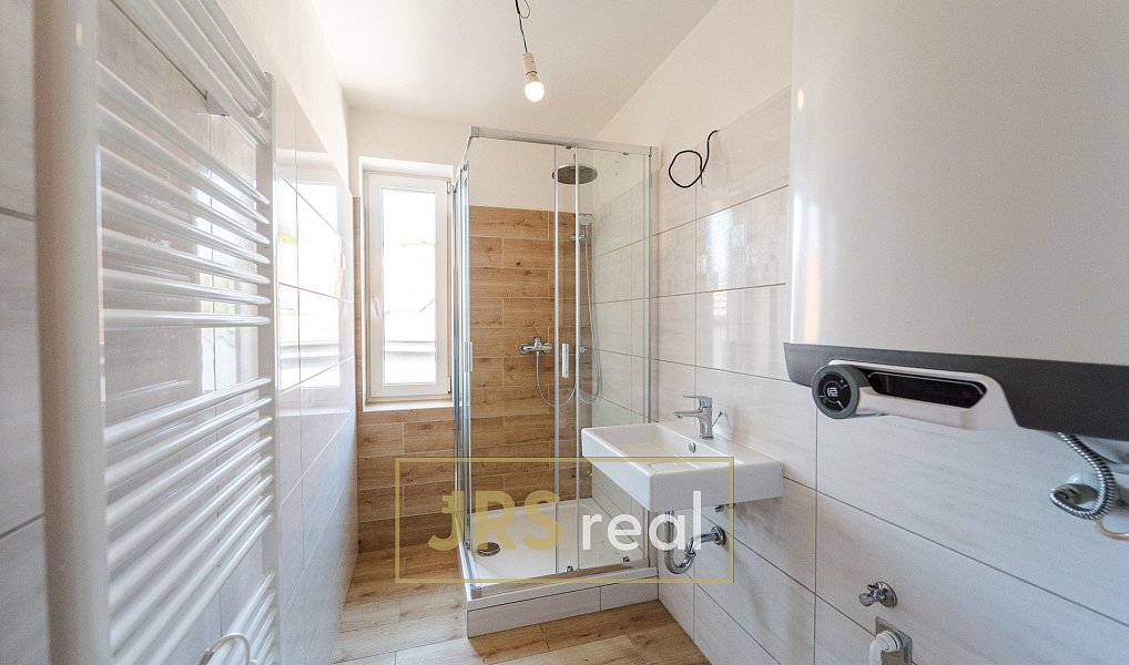 Prodej bytu 5+1 136 m², Šlapanice – náhled fotky 16